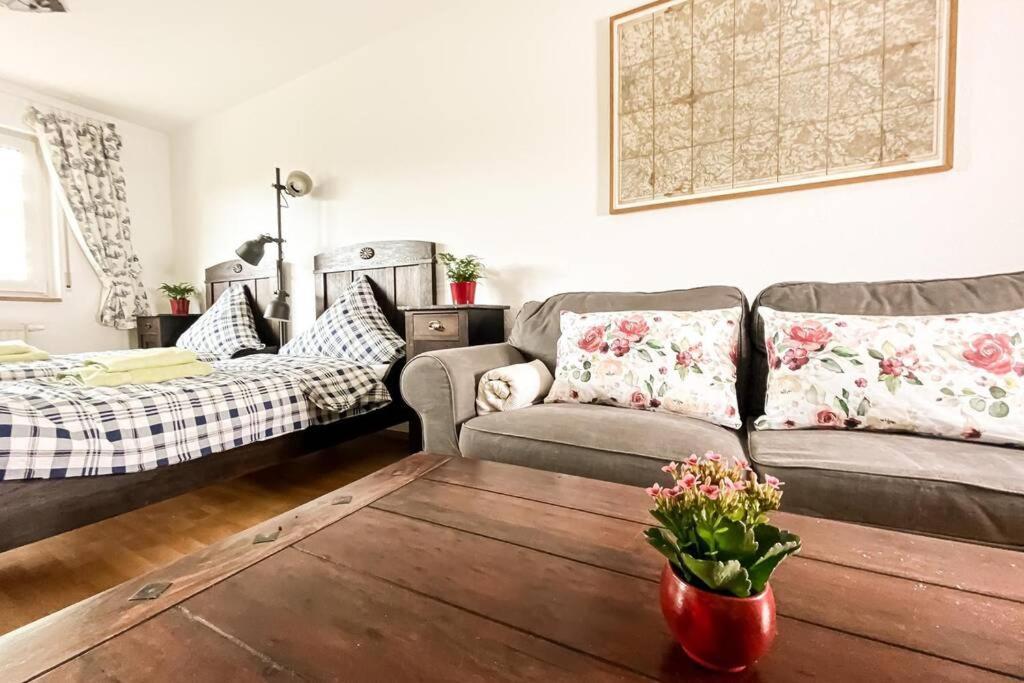Am Auensee Mit Grosser Terrasse & Privat-parkplatz