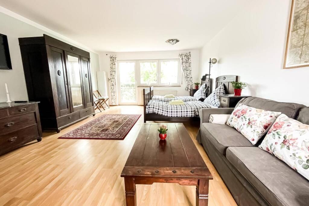 Am Auensee Mit Grosser Terrasse & Privat-parkplatz